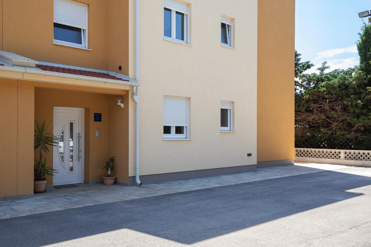 Apartment J&E Medulin Bagian luar foto