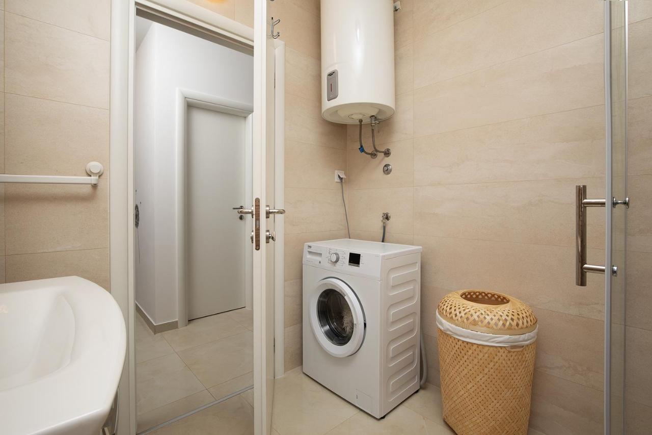 Apartment J&E Medulin Bagian luar foto