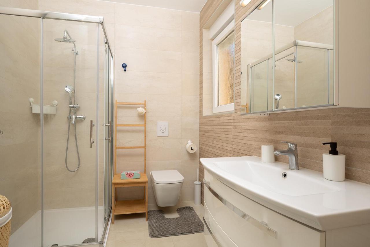 Apartment J&E Medulin Bagian luar foto