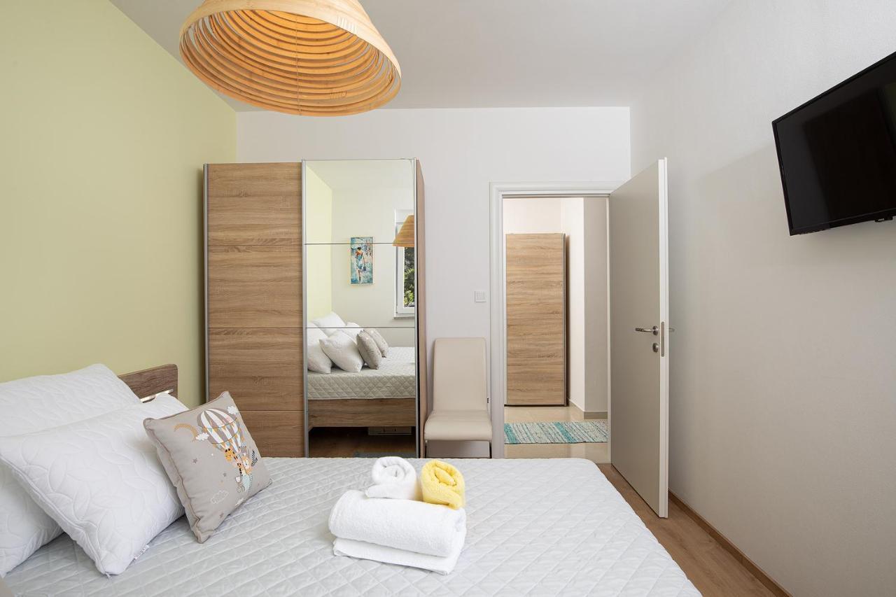 Apartment J&E Medulin Bagian luar foto